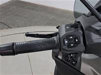Piaggio Motosiklet MP3 530 Exclusive