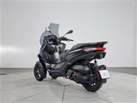 Piaggio Motosiklet MP3 530 Exclusive