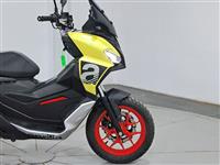 Aprilia SR GT 200