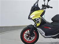 Aprilia SR GT 200