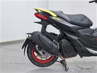 Aprilia SR GT 200