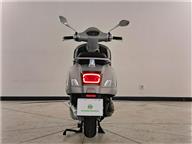 Piaggio Motosiklet Vespa GTS Supertech 300 HPE