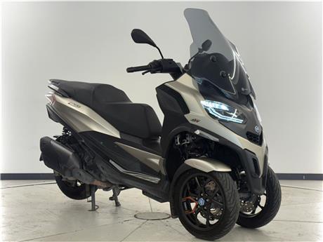 Piaggio Motosiklet MP3 530