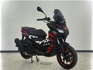 Aprilia SR GT 200