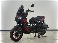Aprilia SR GT 200