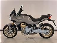 Moto Guzzi V100 Mandello Mandello S