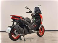Aprilia SR GT 200
