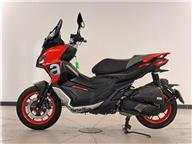 Aprilia SR GT 200