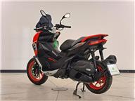 Aprilia SR GT 200