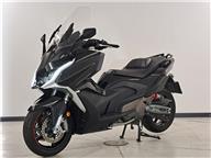 Kymco AK 550