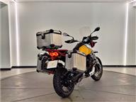 Moto Guzzi Moto Guzzi Street Bike V85 TT EVOCATIVE GIALLO MOJAVE
