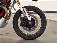 Moto Guzzi Moto Guzzi Street Bike V85 TT EVOCATIVE GIALLO MOJAVE