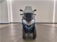 Piaggio Maxi Scooter MP3 530 HPE EXCLUSIVE RST22 E5